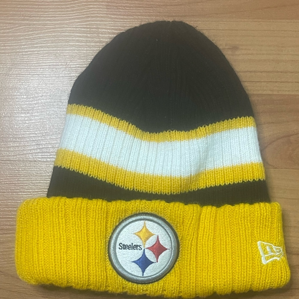 Pittsburgh Steelers Cap New Era NFL Winter Knit Beanie One Size Fits Most Black